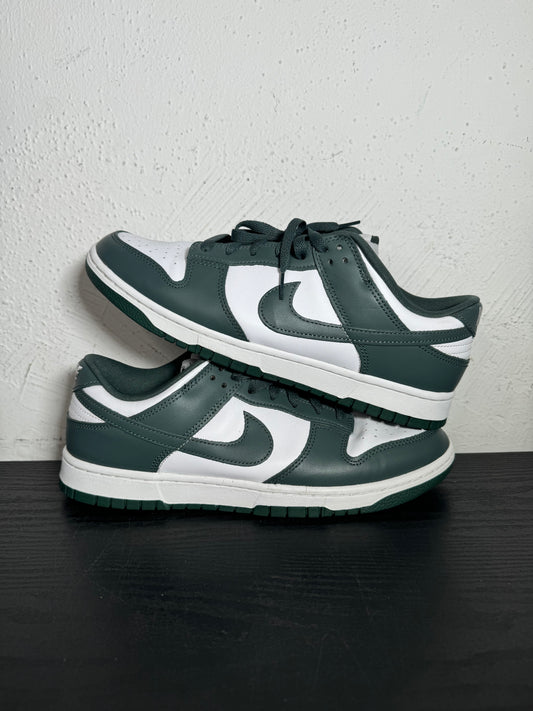 DUNK LOW VINTAGE GREEN (USED) (NO BOX)