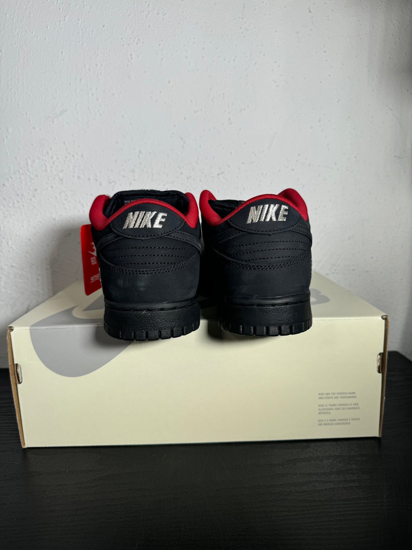 DUNK LOW SB SUPREME 94 BLACK