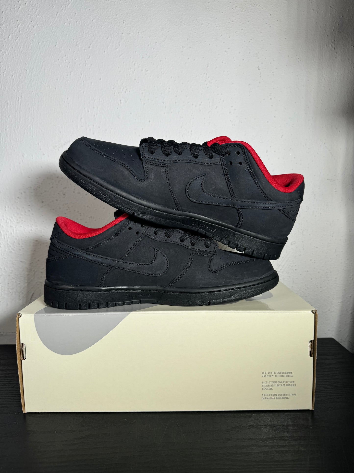 DUNK LOW SB SUPREME 94 BLACK