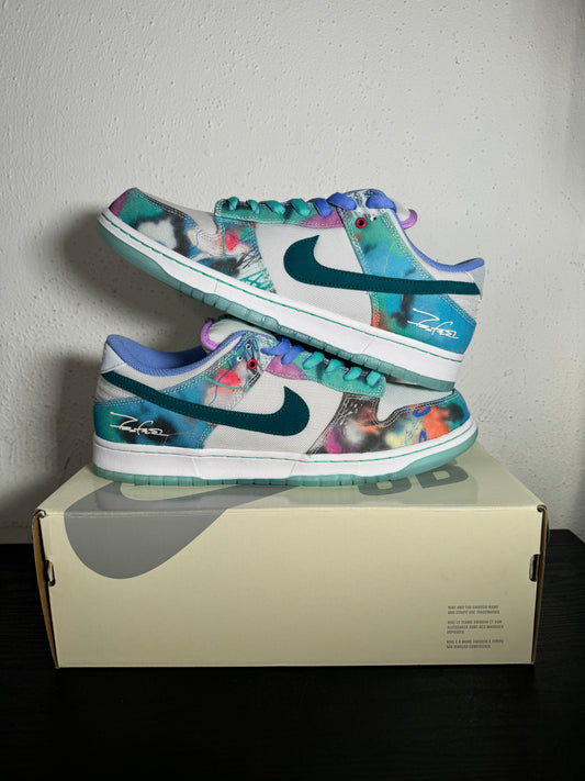 DUNK LOW SB FUTURA
