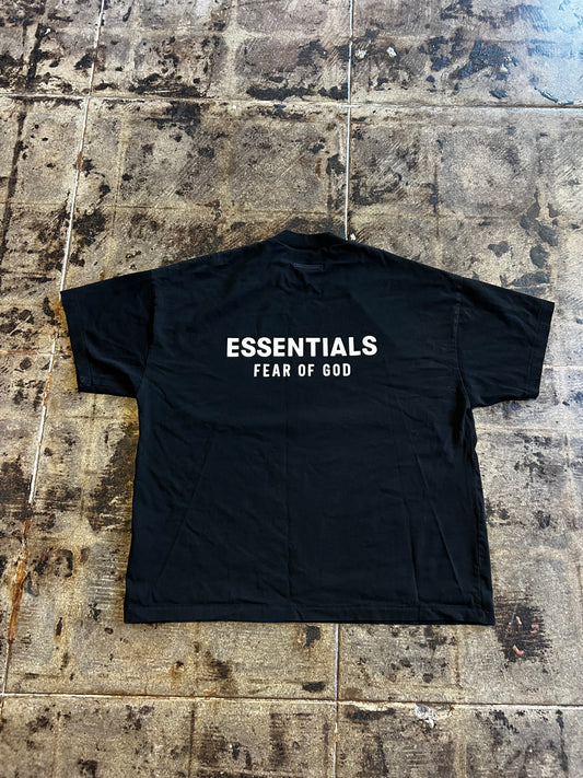 ESSENTIAL BLK TEE