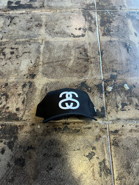 STUSSY BLACK NEW ERA FITTED HAT 7 1-2