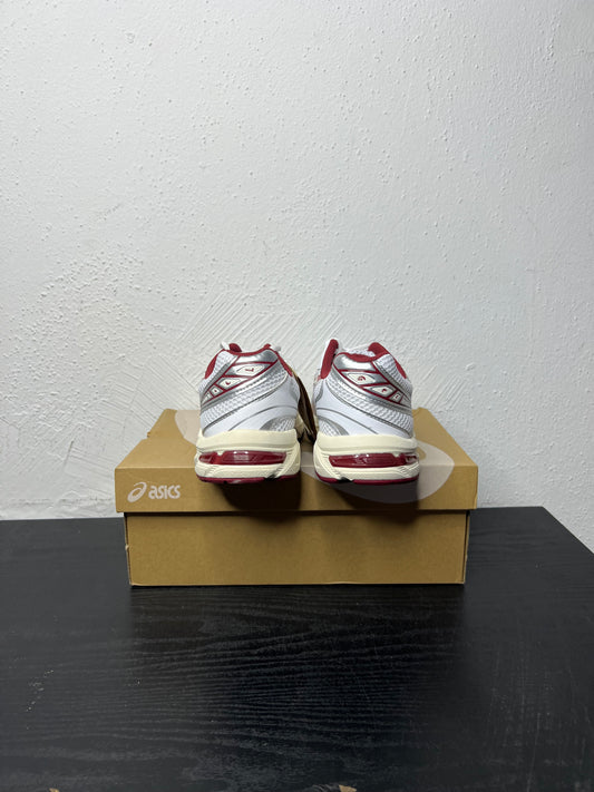 ASICS 1130 RED/WHITE