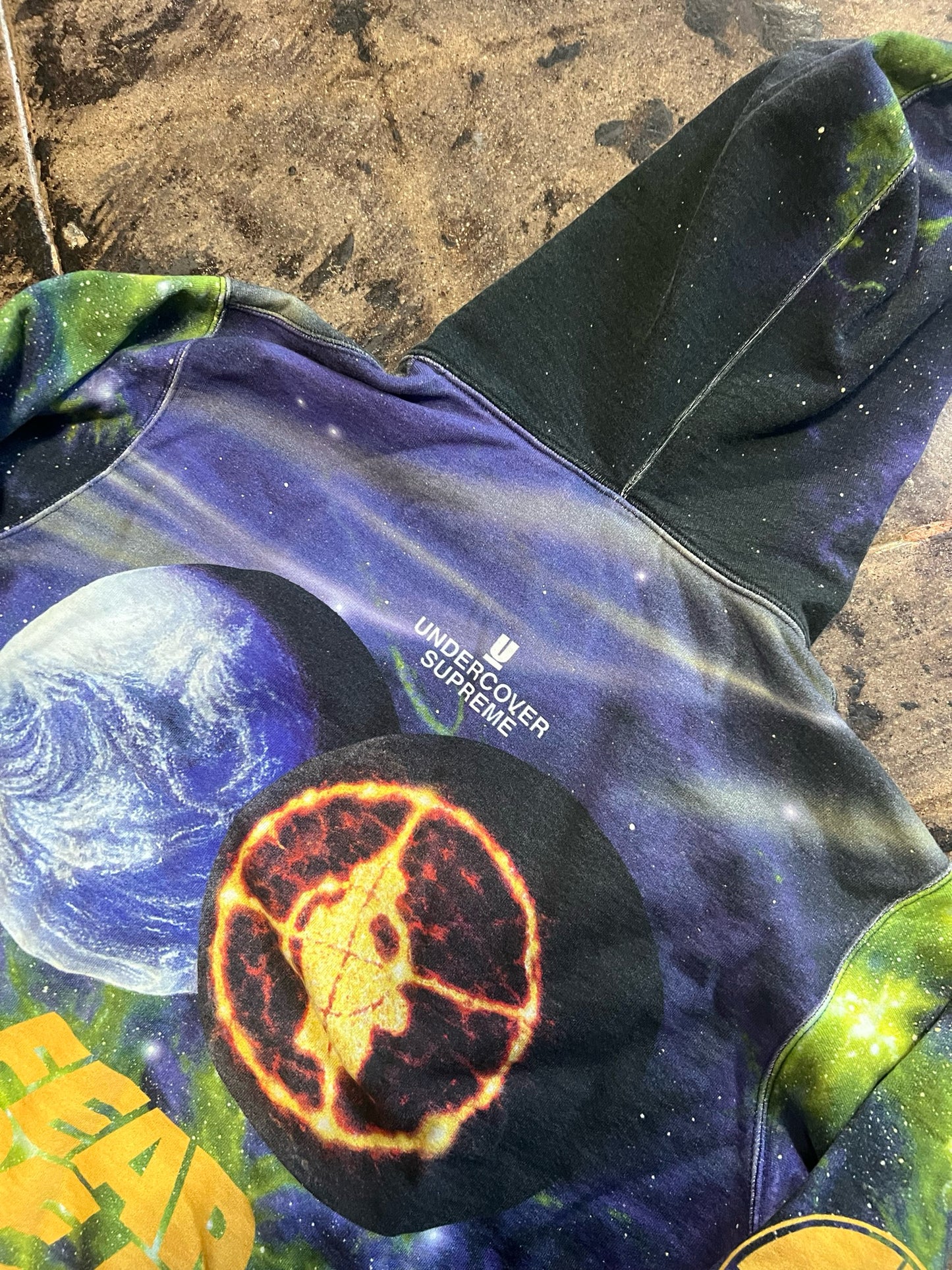 SUPREME X UNDERCOVER PUBLIC ENEMY PLANETS HOODIE SZ: MED