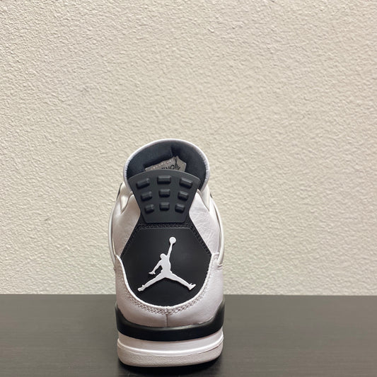 JORDAN 4 MILITARY BLACK