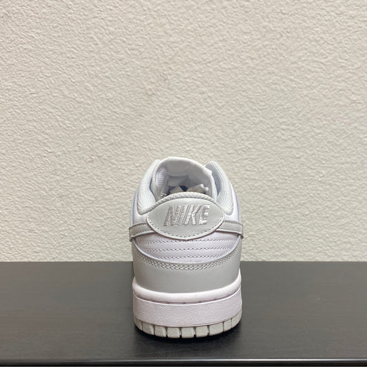 DUNK LOW PHOTON DUST