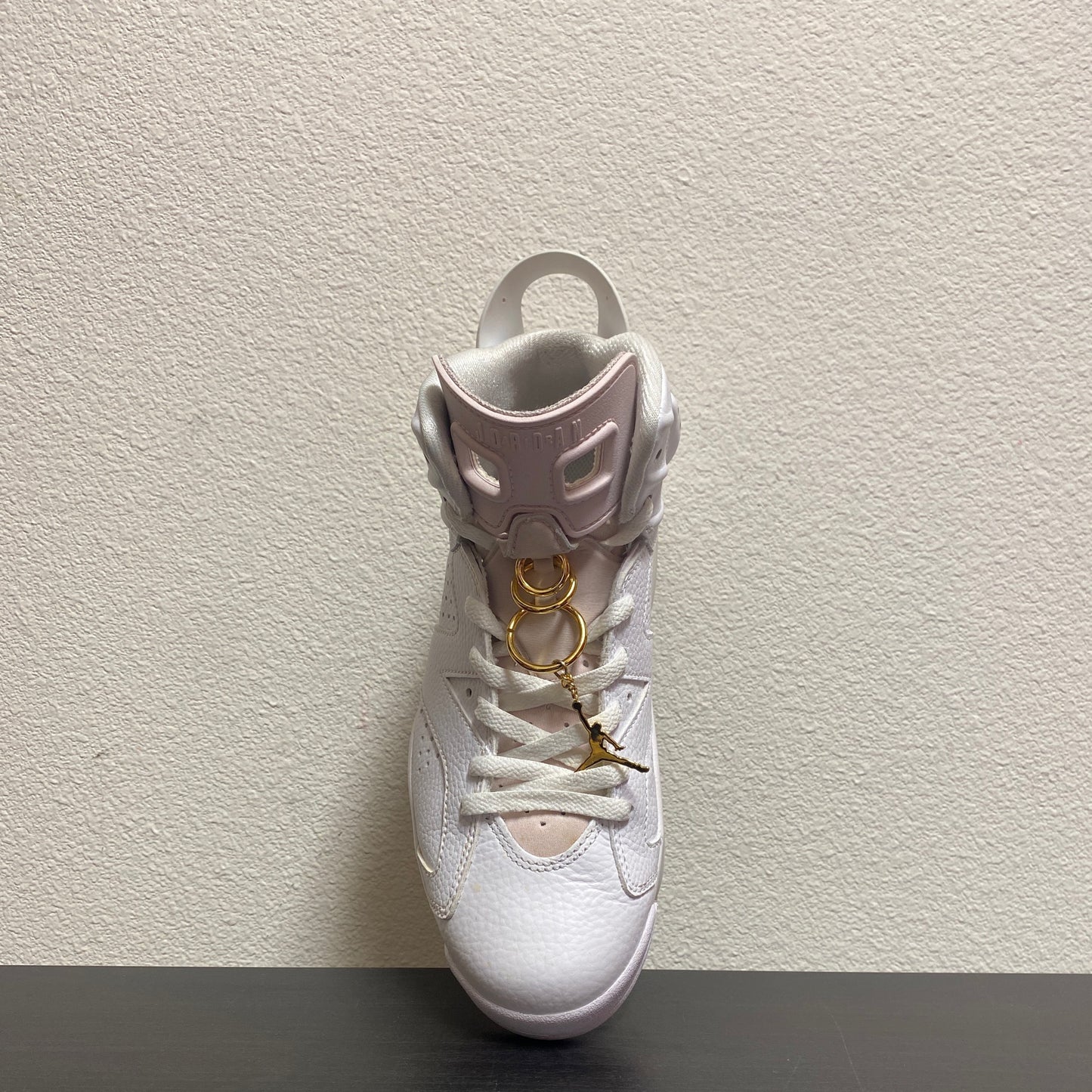 JORDAN 6 GOLD HOOPS(USED)