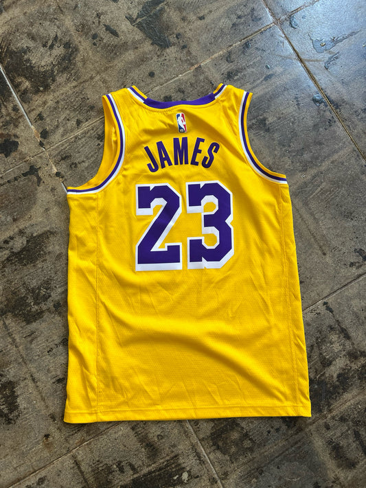 NIKE LA LAKERS JAMES #23 JERSEY SZ: M