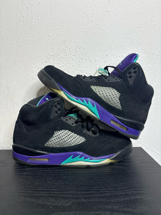 JORDAN 5 BLACK GRAPE (USED NO BOX)