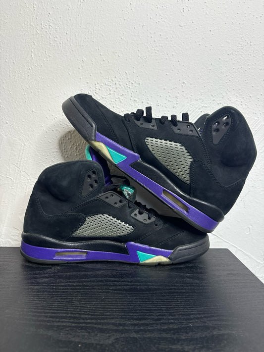 JORDAN 5 BLACK GRAPE (USED NO BOX)
