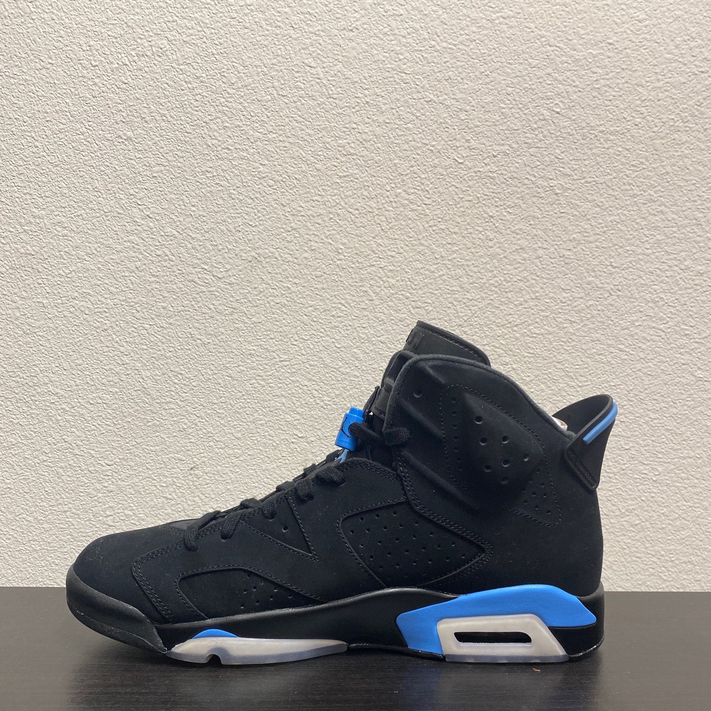 JORDAN 6 UNC (USED)