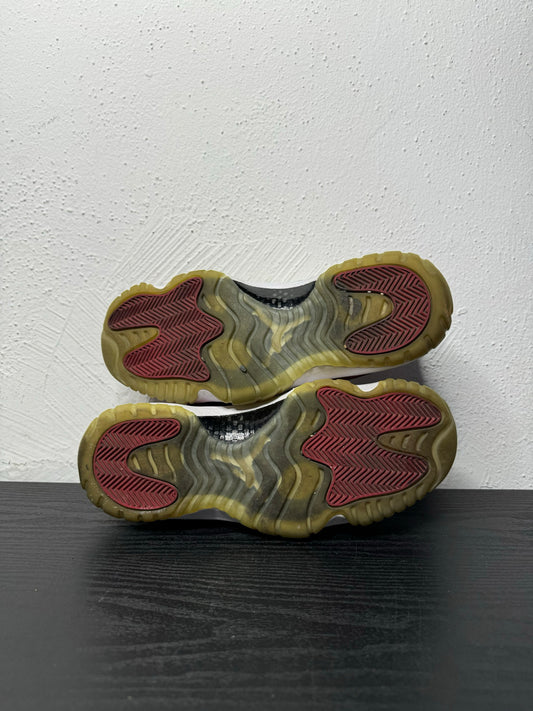 JORDAN 11 LOW CHERRY (USED, NB) / 8.5