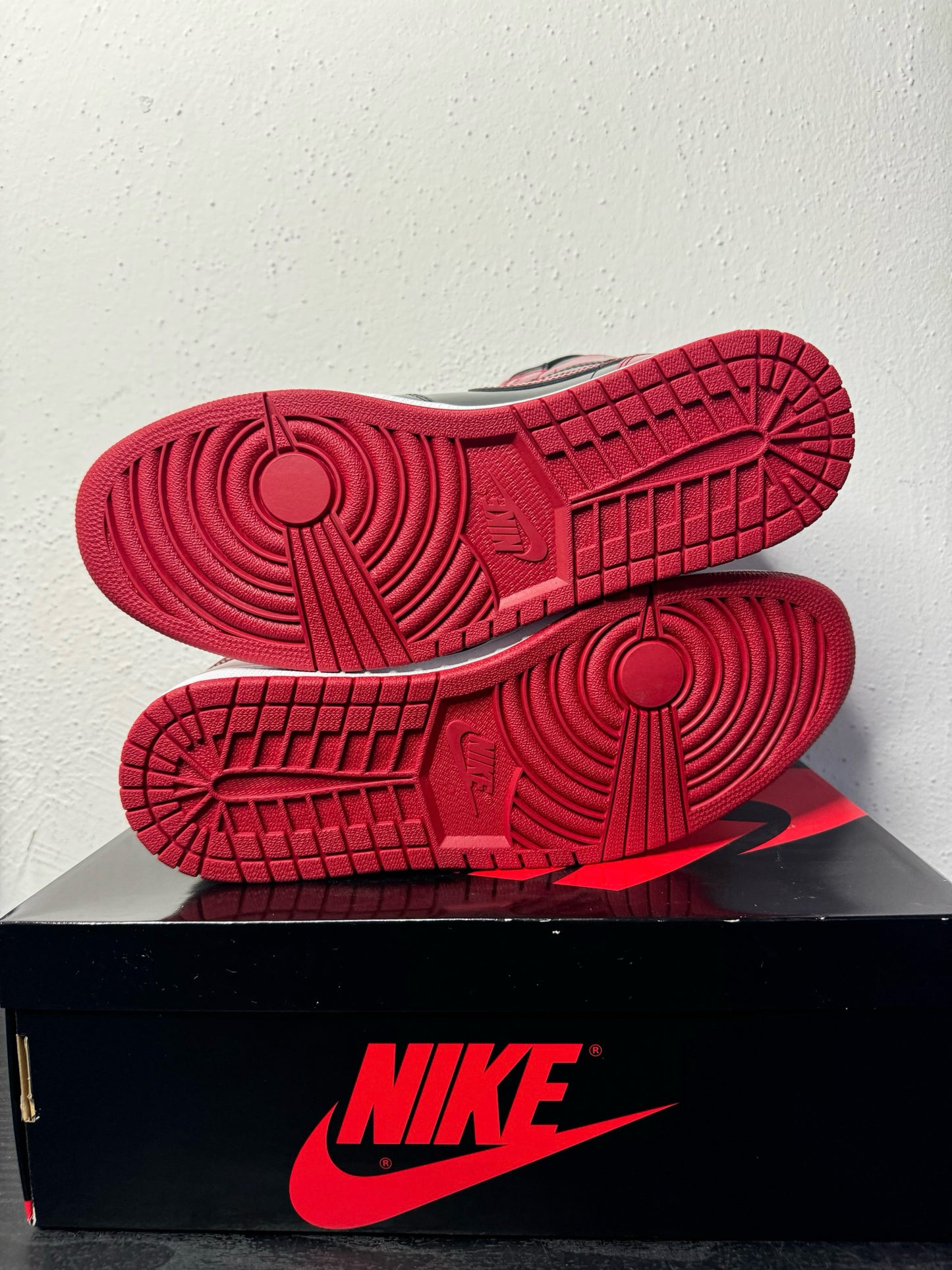 JORDAN 1 PATENT BRED