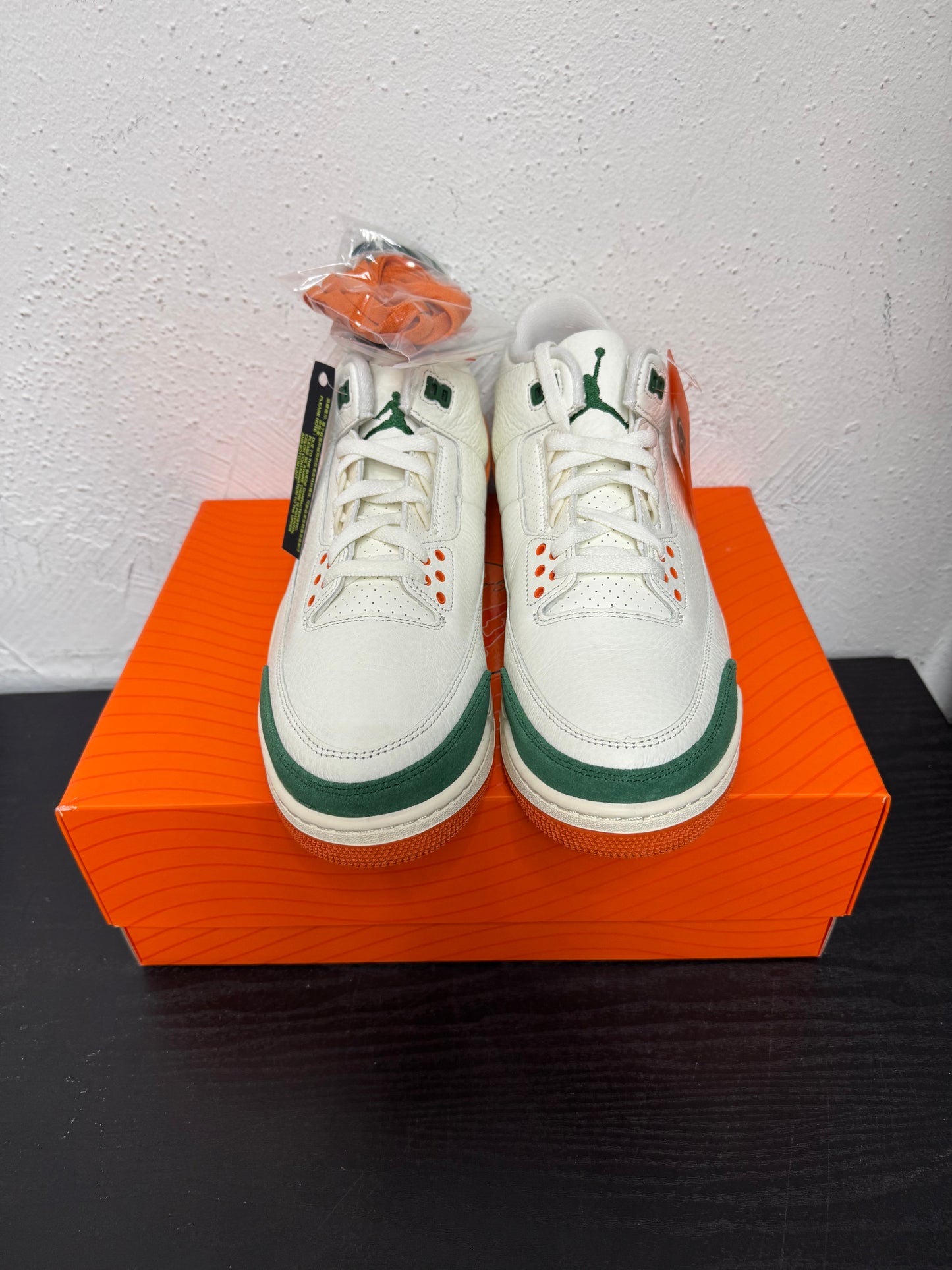 JORDAN 3 SOLEFLY MIAMI