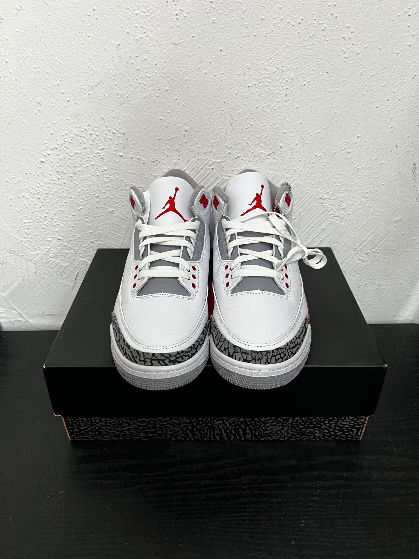 JORDAN 3 FIRE RED