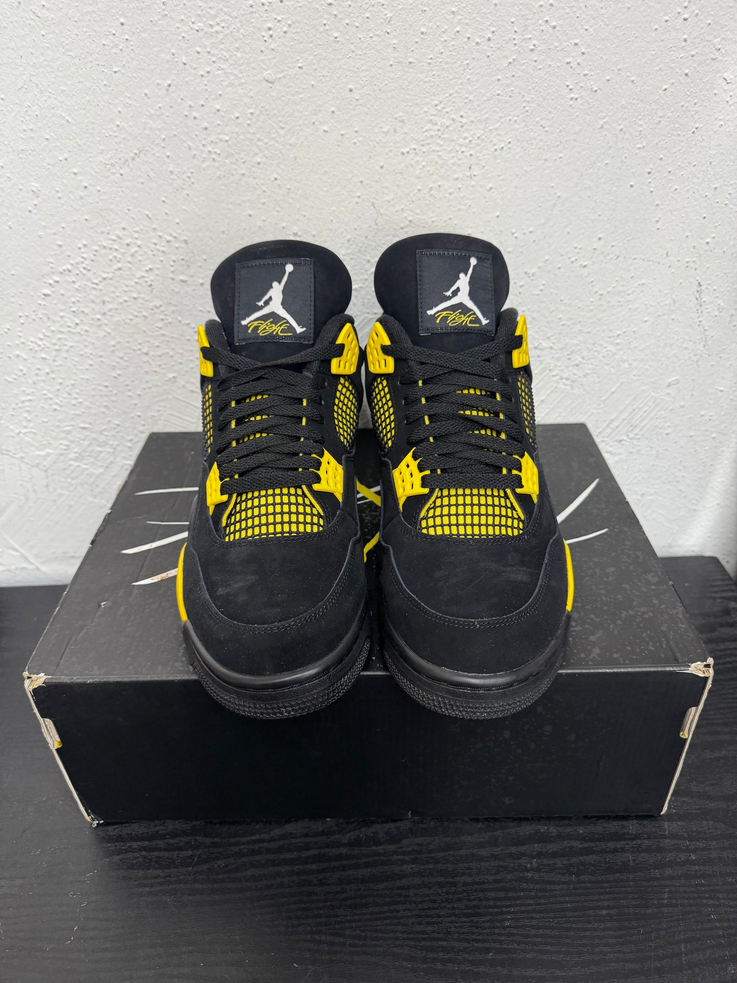 JORDAN 4 YELLOW THUNDER (USED)