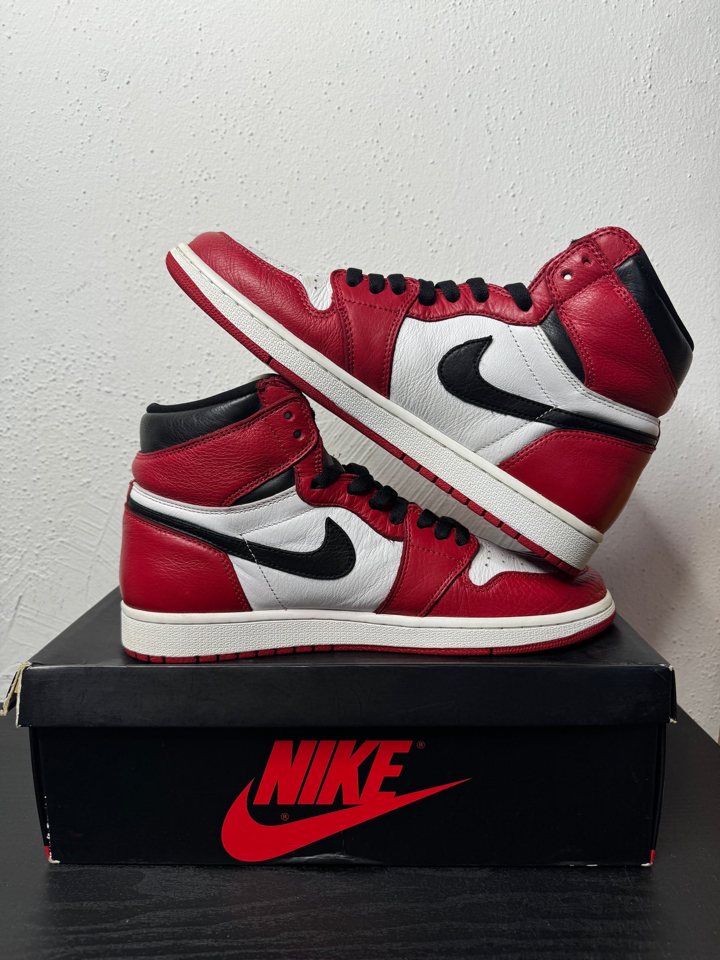 JORDAN 1 HOMAGE TO HOME (USED)