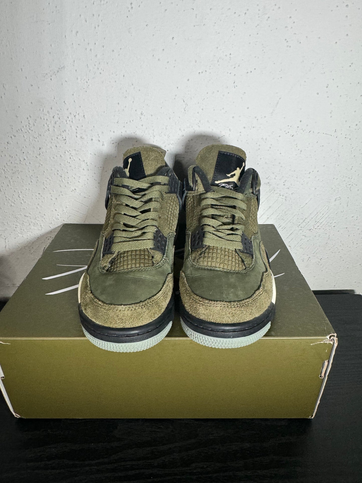 JORDAN 4 CRAFT OLIVE (USED)