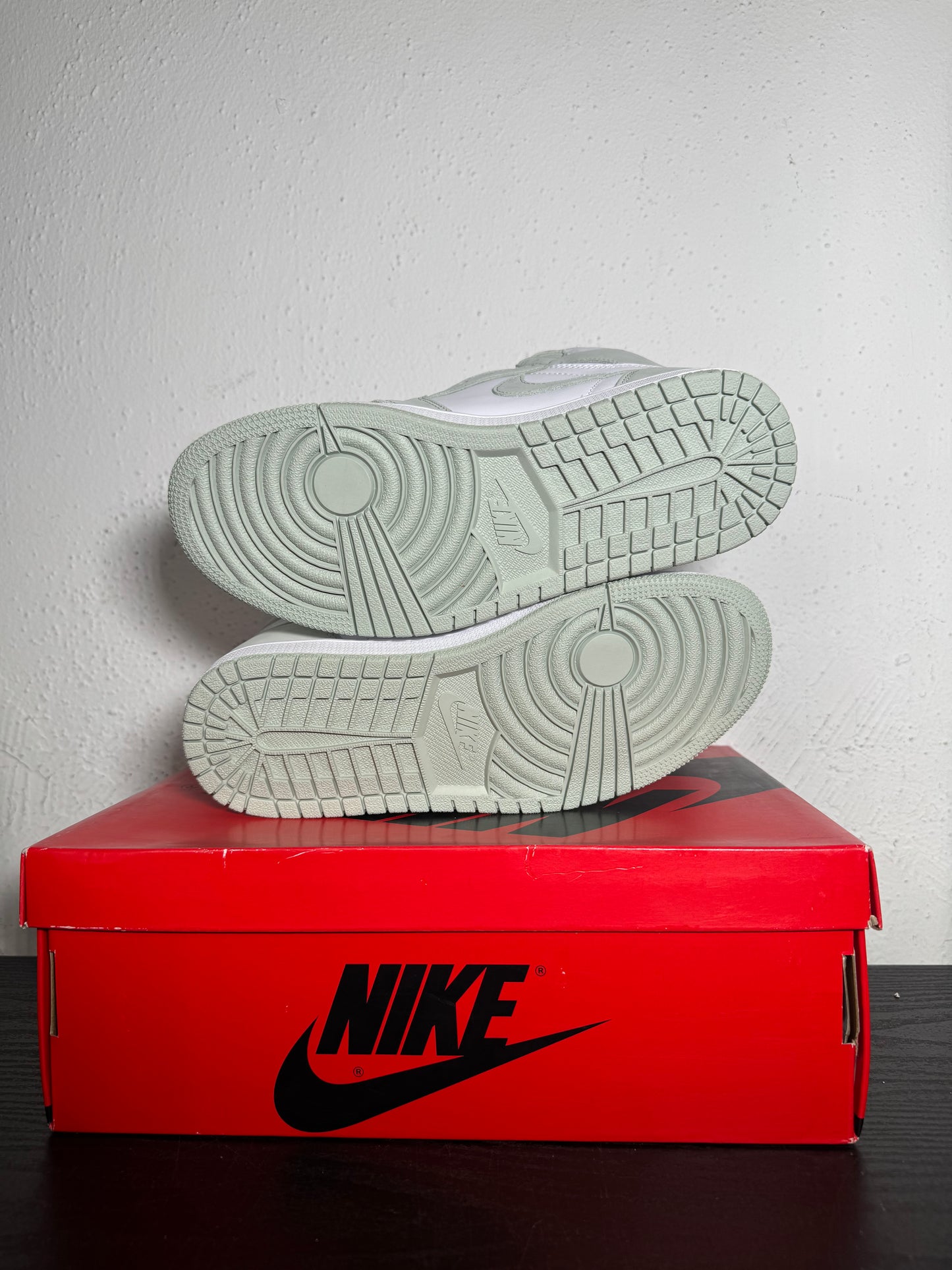 JORDAN 1 SEAFOAM