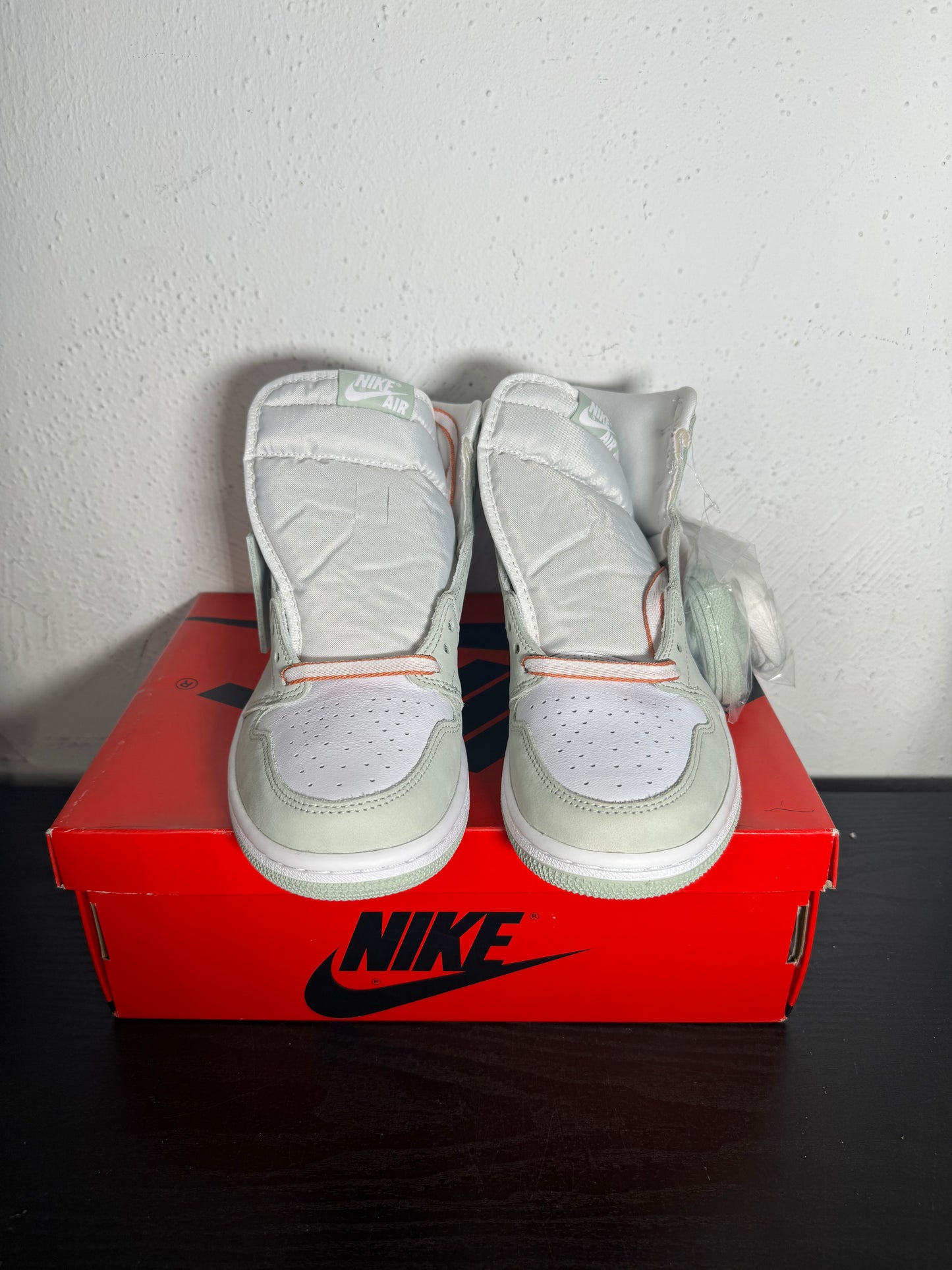 JORDAN 1 SEAFOAM