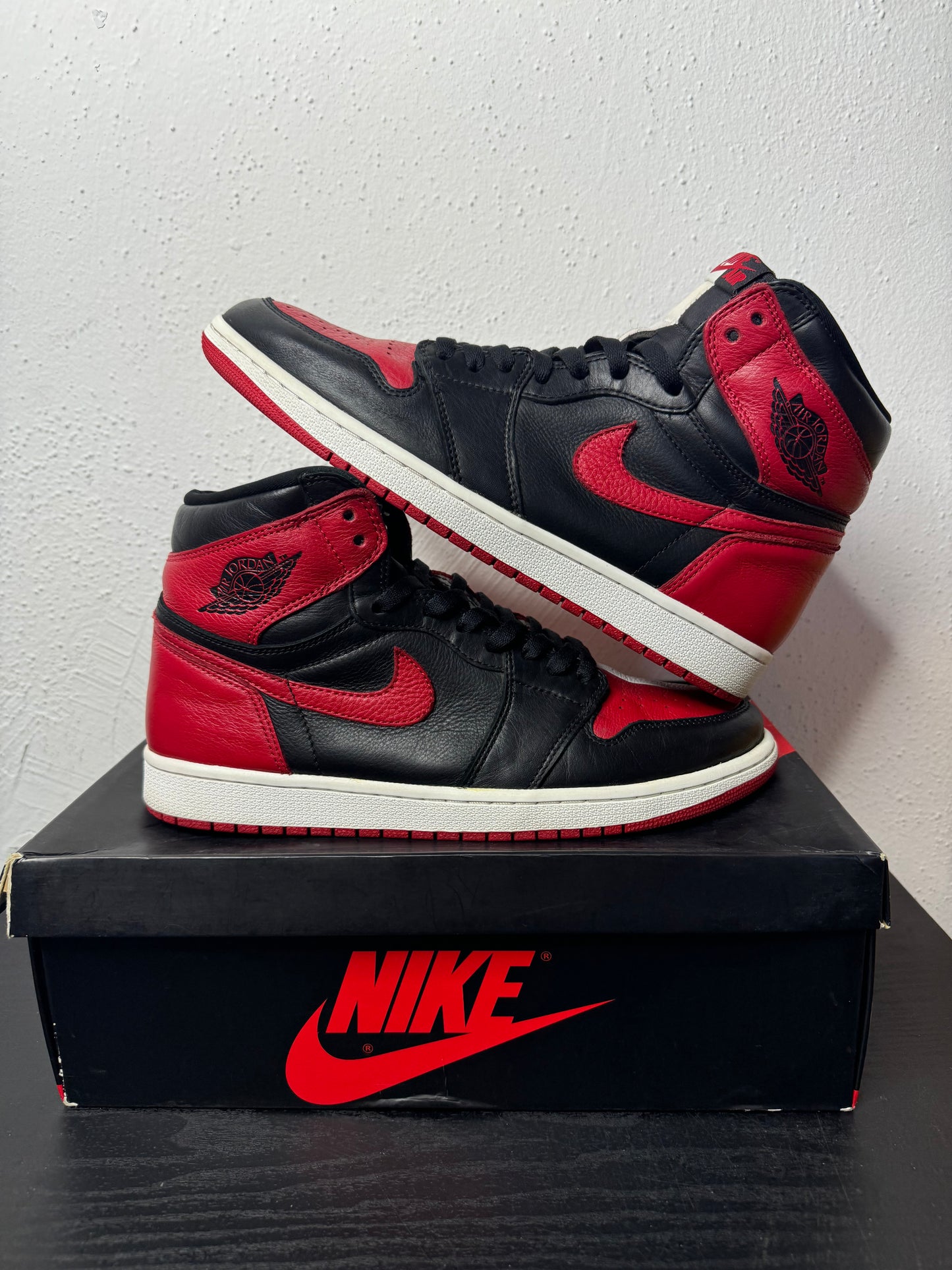 JORDAN 1 HOMAGE TO HOME (USED)
