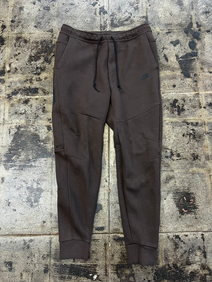 NIKE BROWN TECH SWEATS