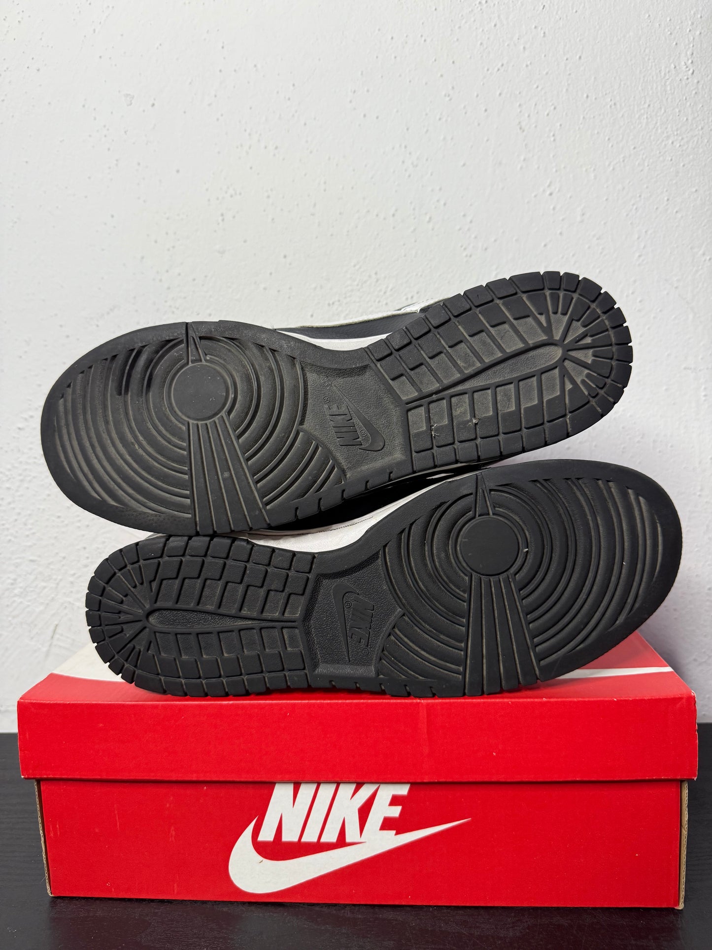 DUNK LOW REVERSE PANDA (USED)
