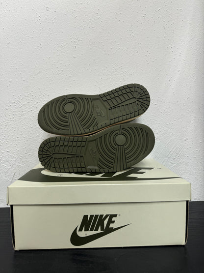 JORDAN 1 LOW TRAVIS OLIVE (WMNS)