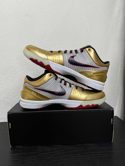 KOBE 4 PROTRO GOLD MEDAL