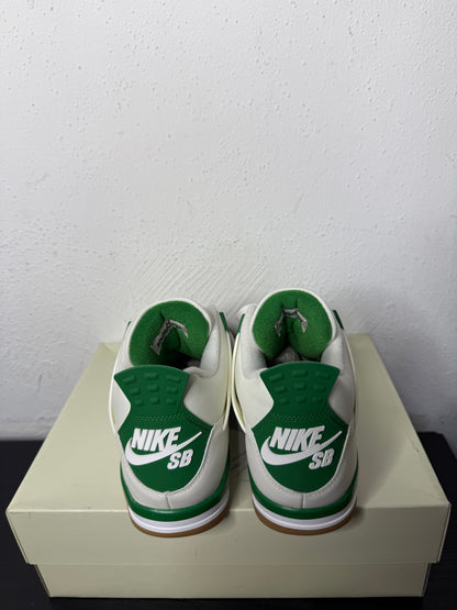 JORDAN 4 PINE GREEN