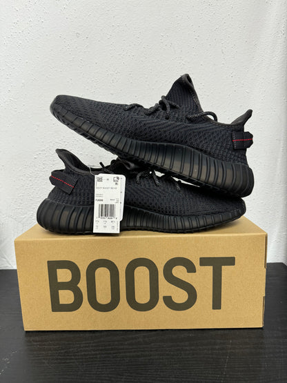 YEEZY 350 TRIPLE BLACK (NON REFLECTIVE)