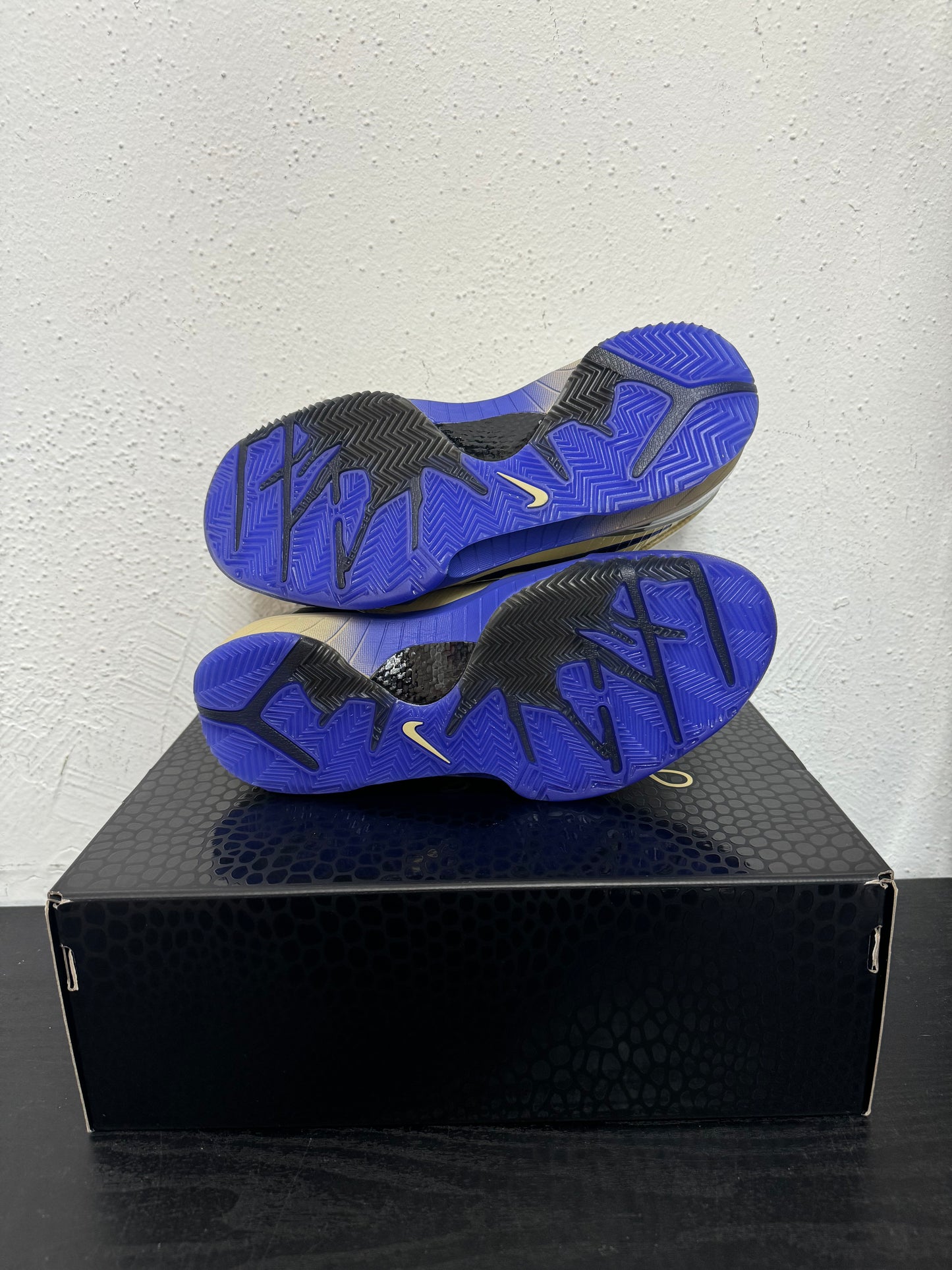 KOBE 4 FC BARCELONA TEAM GOLD