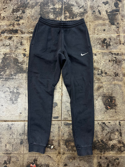 BLACK NIKE SWEATPANTS