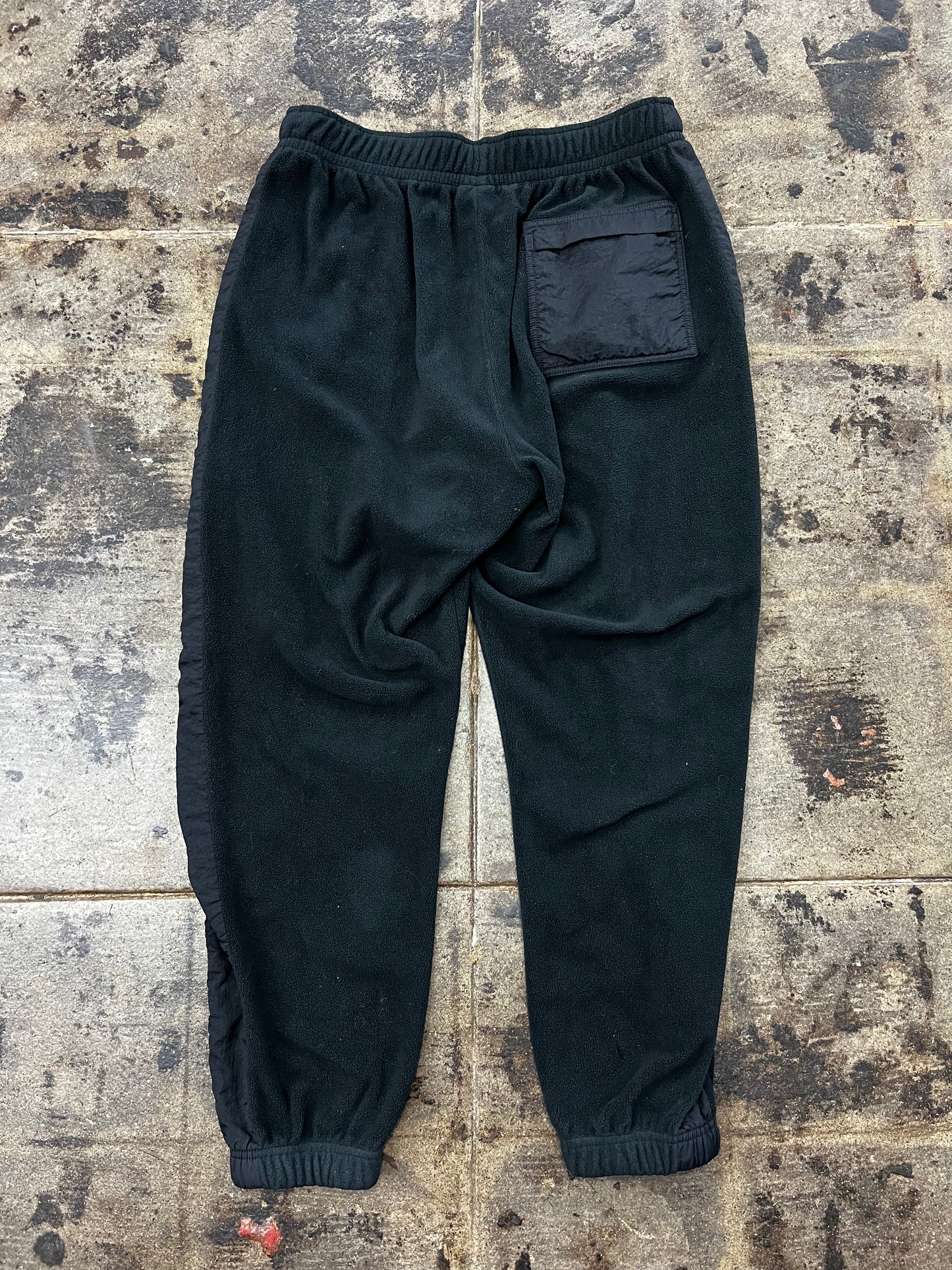 BLACK NIKE SWEAT PANTS