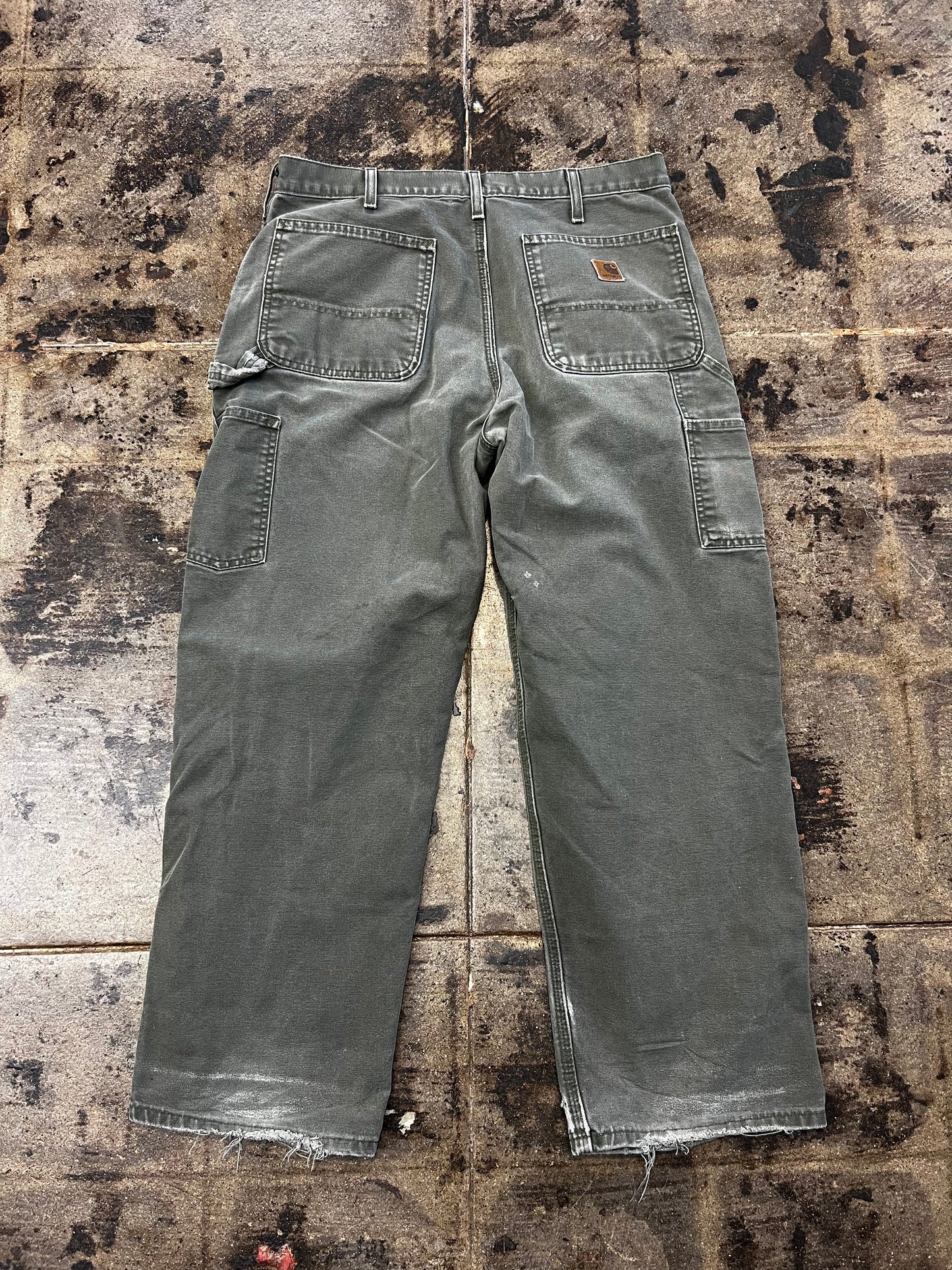 OLIVE  GREEN CARHARTT JEANS