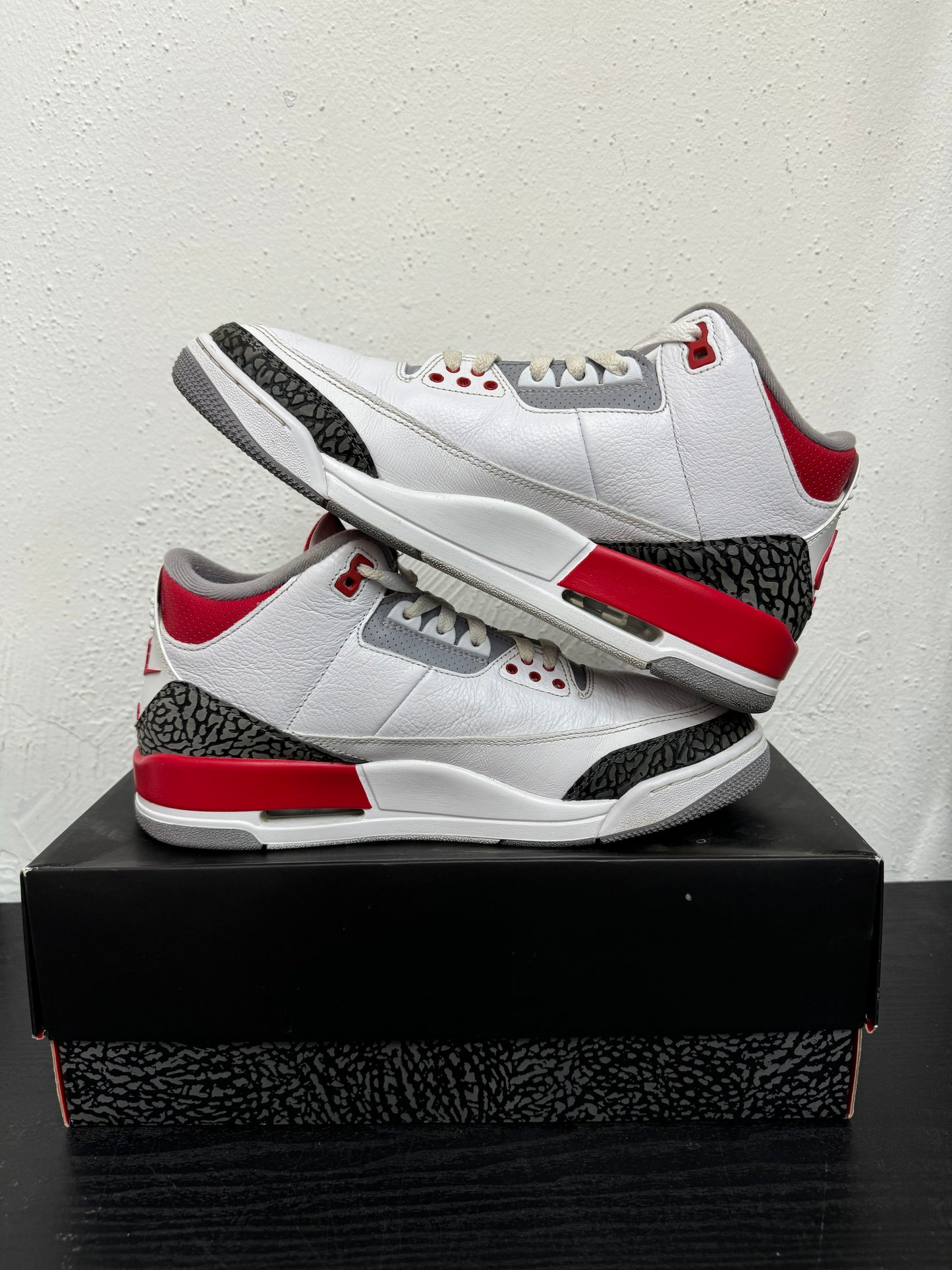 JORDAN 3 FIRE RED (USED)