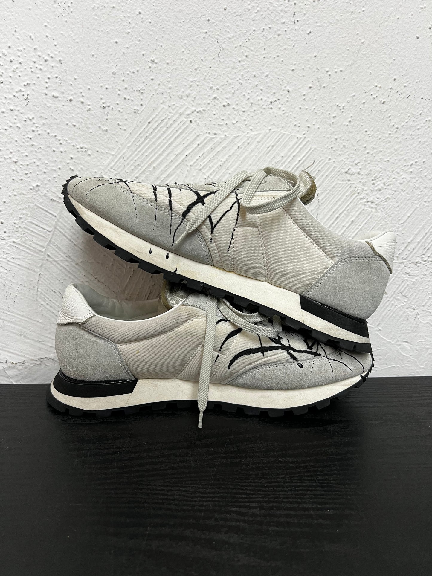 MAISON MARGIELA RUNNER SPLATTER (USED, NB)