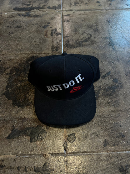 NIKE JUST DO IT SNAPBACK