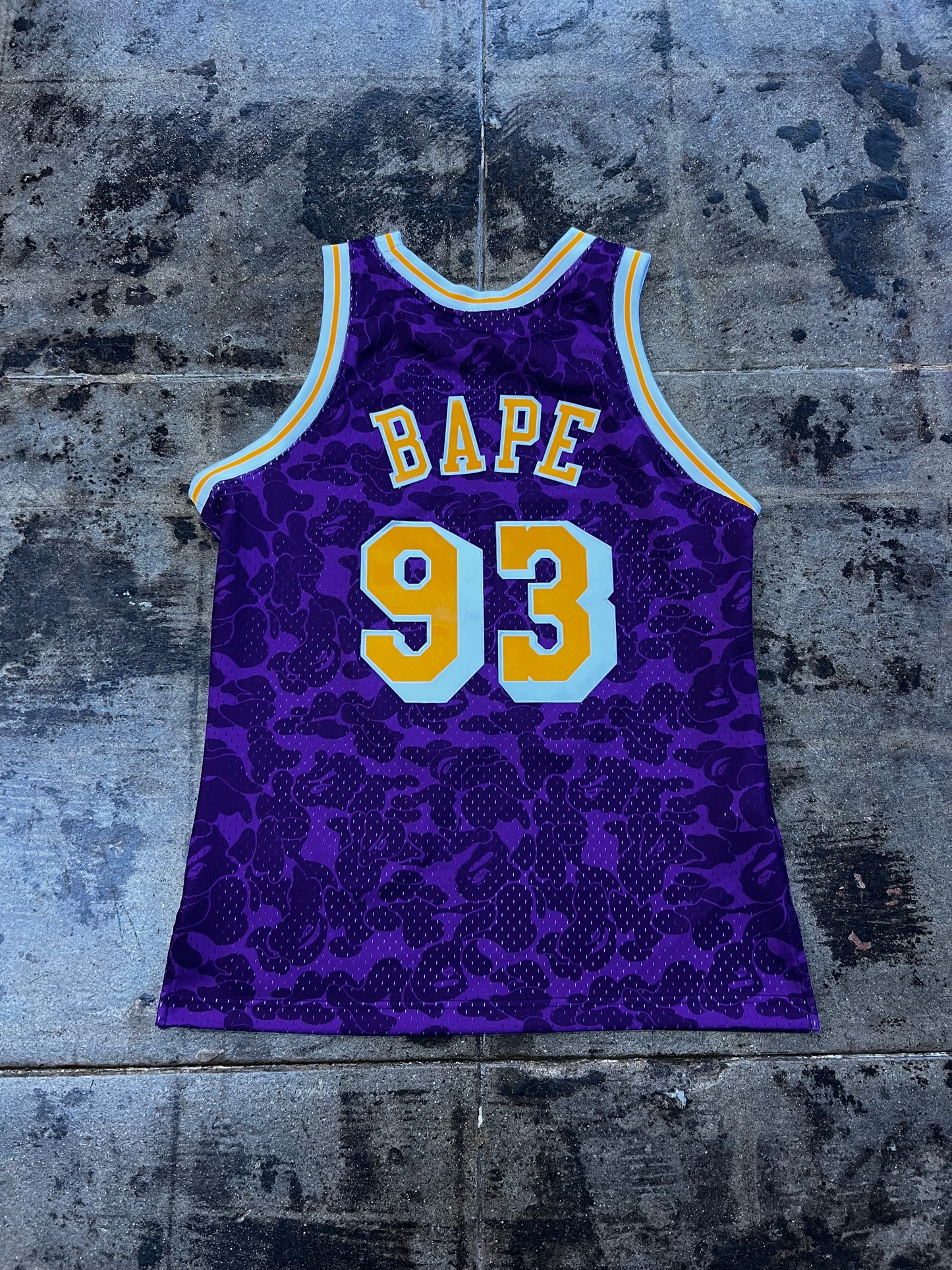 BAPE x MITCHELL & NESS LAKERS ABC BASKETBALL SWINGMAN JERSEY