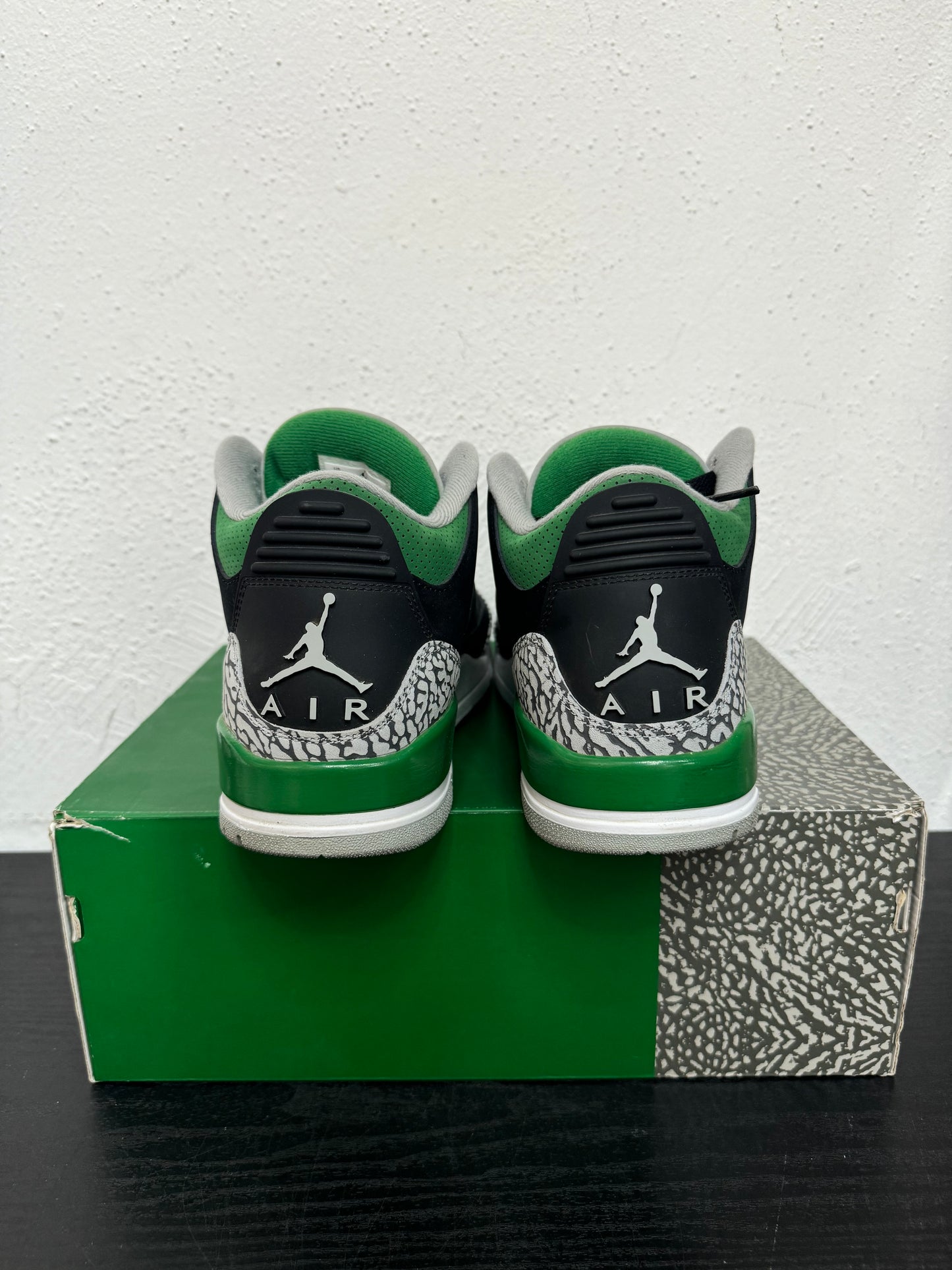 JORDAN 3 PINE GREEN (USED)