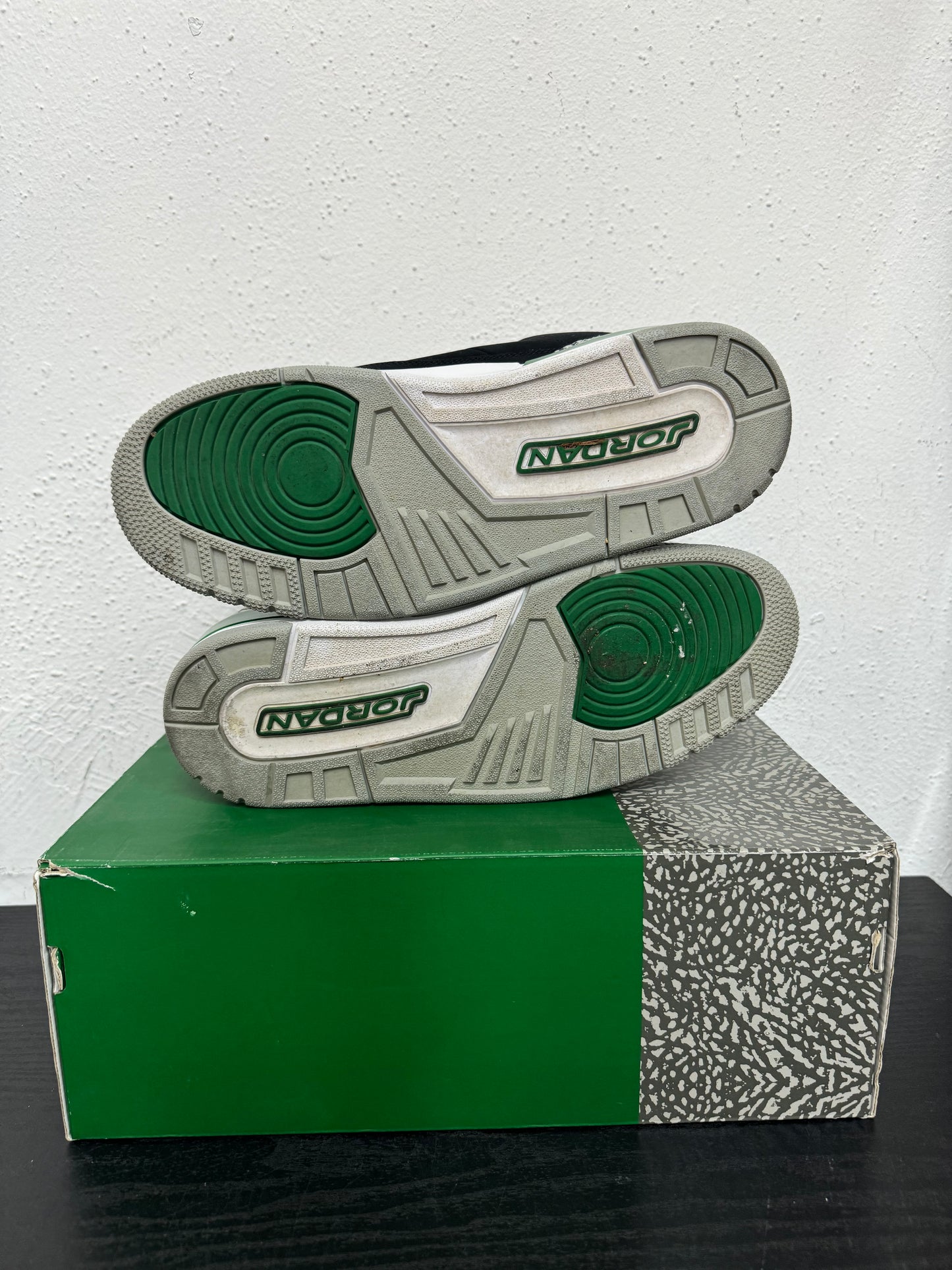 JORDAN 3 PINE GREEN (USED)