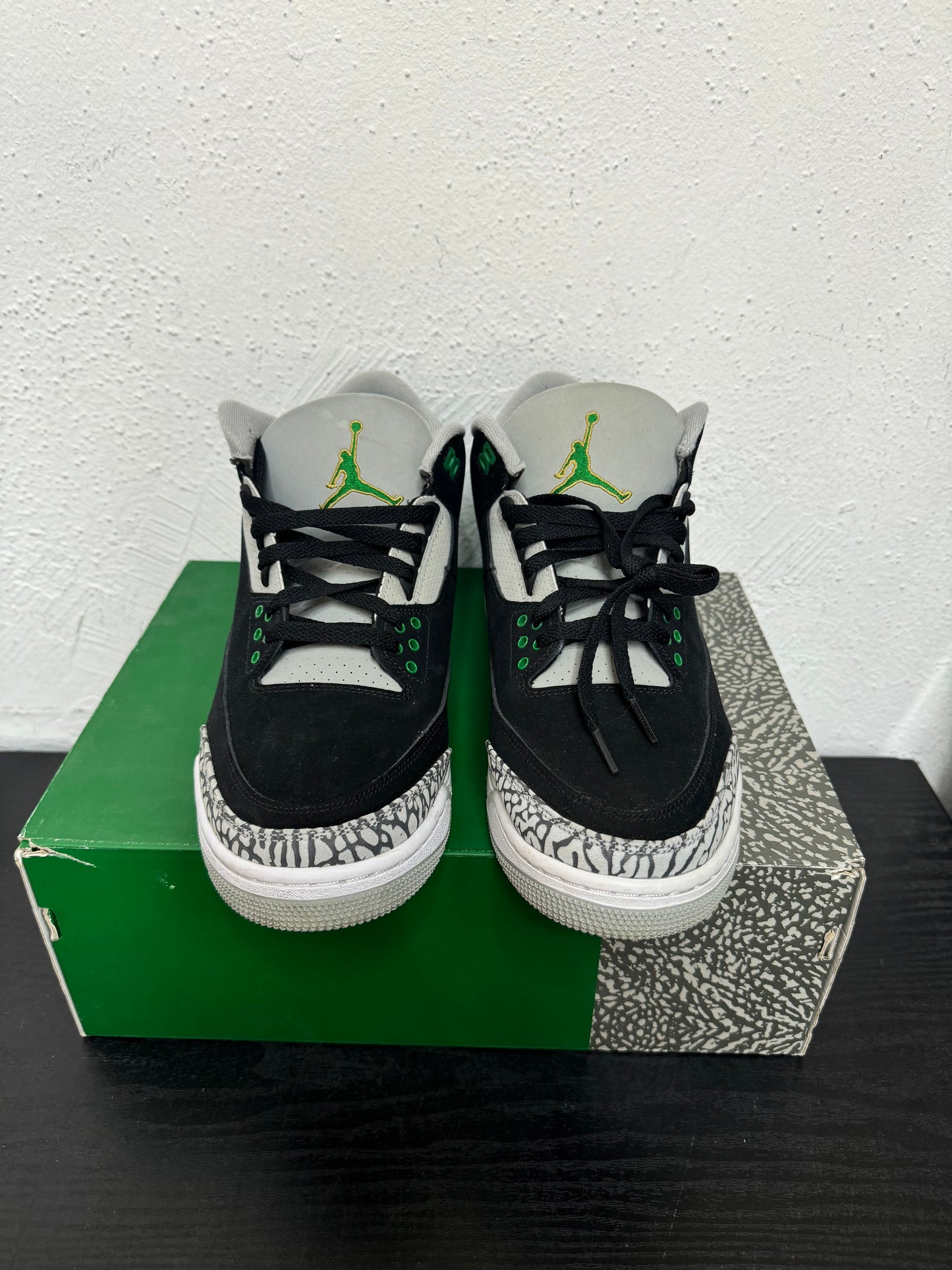 JORDAN 3 PINE GREEN (USED)