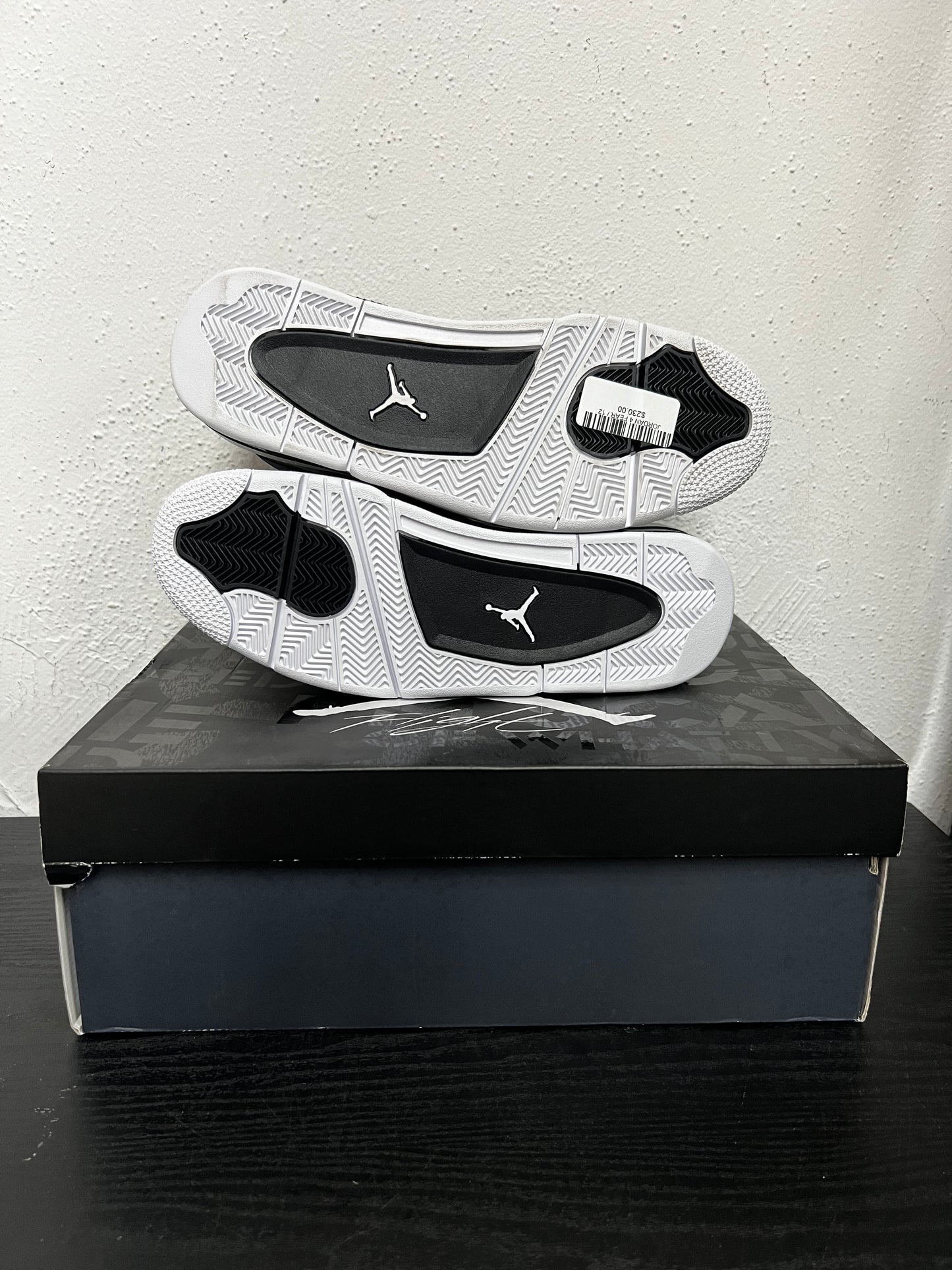 JORDAN 4 FEAR