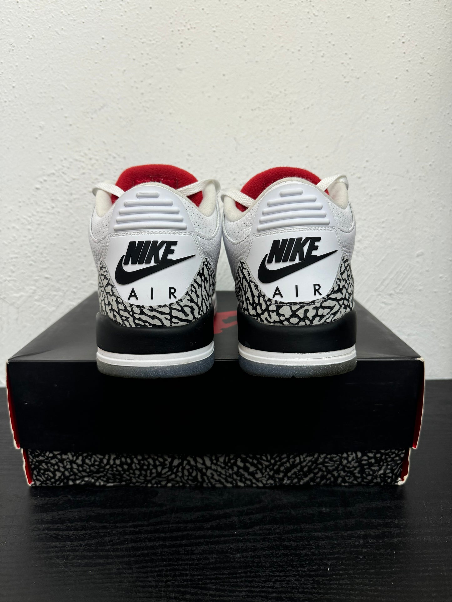 JORDAN 3 FREE THROW LINE (USED)