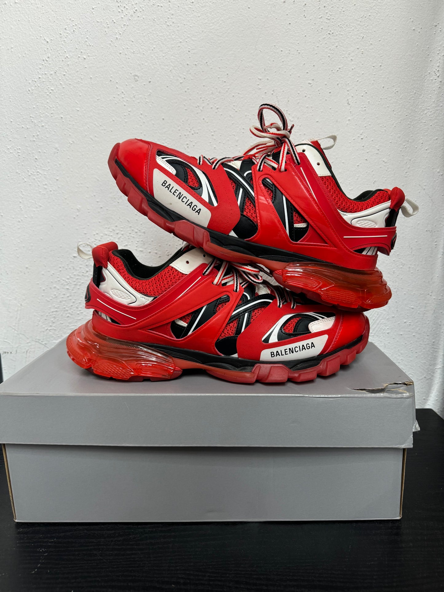 BALENCIAGA TRACK CLEAR RED SOLE (USED)