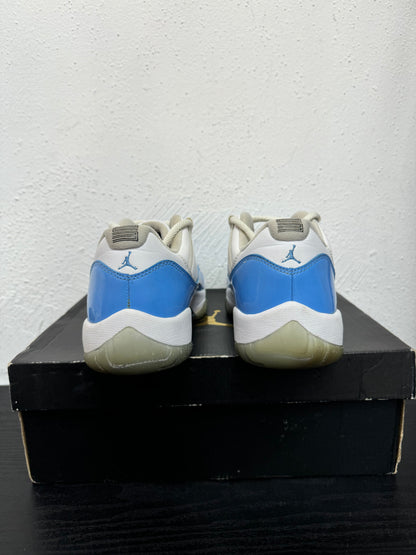 JORDAN 11 LOW UNIVERSITY BLUE (USED)