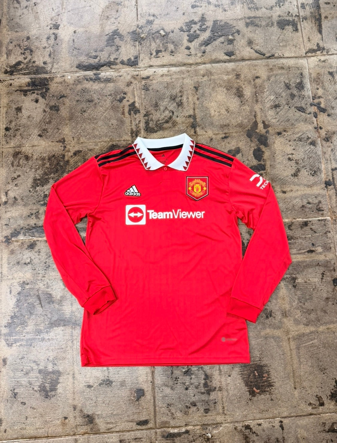 MANCHESTER UNITED CASEMIRO #18 L-S JERSY