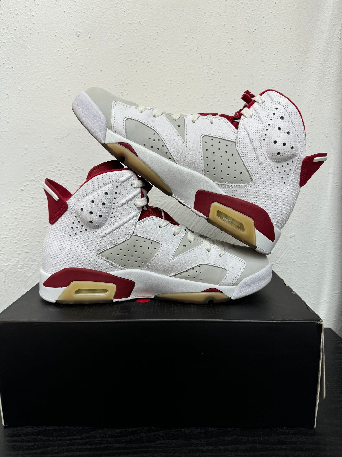 JORDAN 6 ALTERNATE HARE (USED)