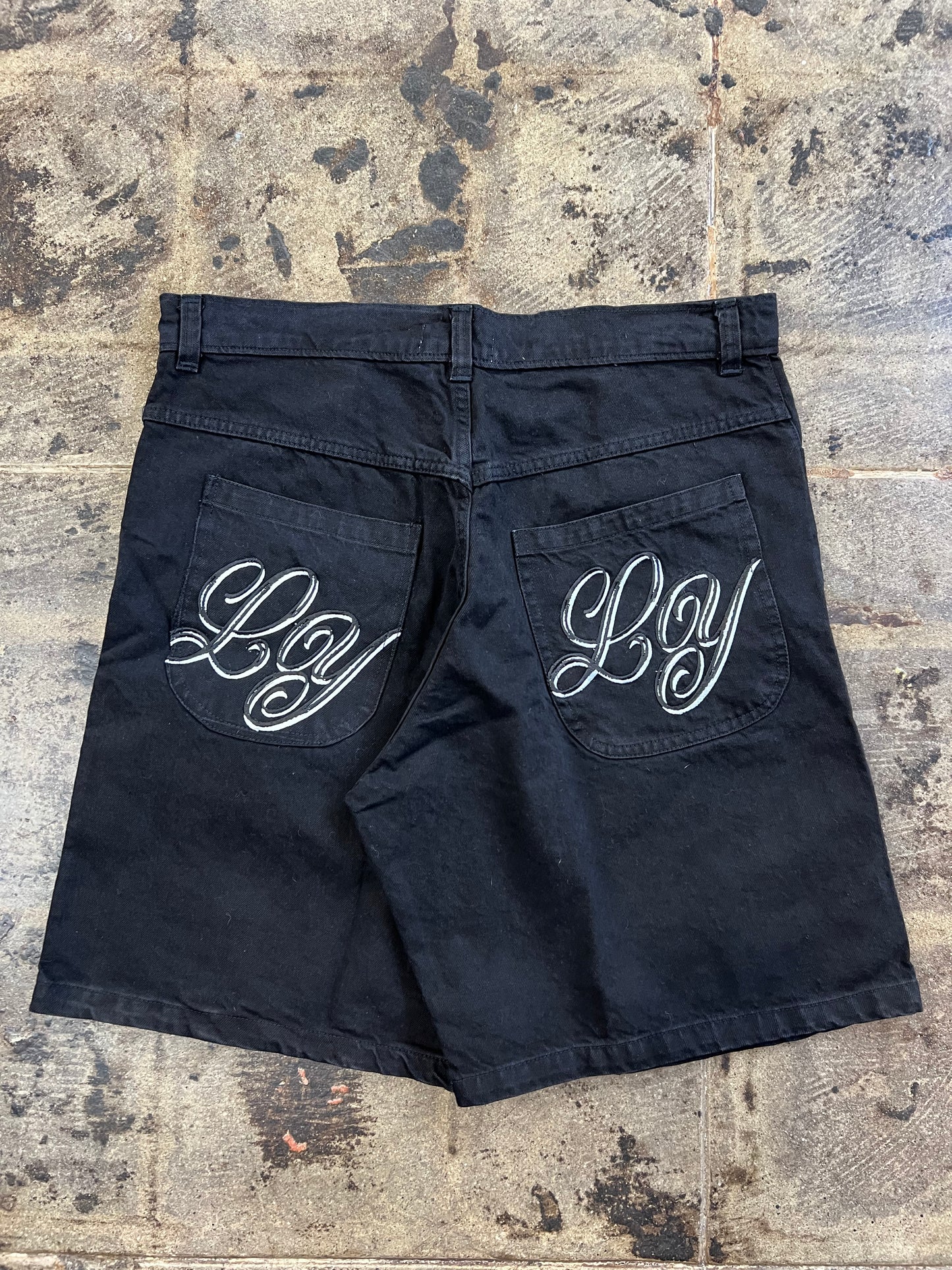 BLACK LOVE YOURS SHORTS