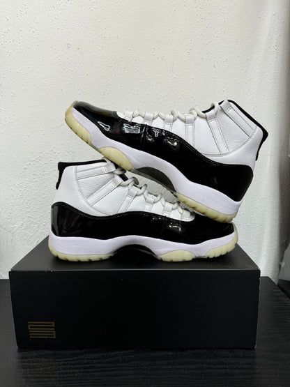 JORDAN 11 GRATITUDE (USED)